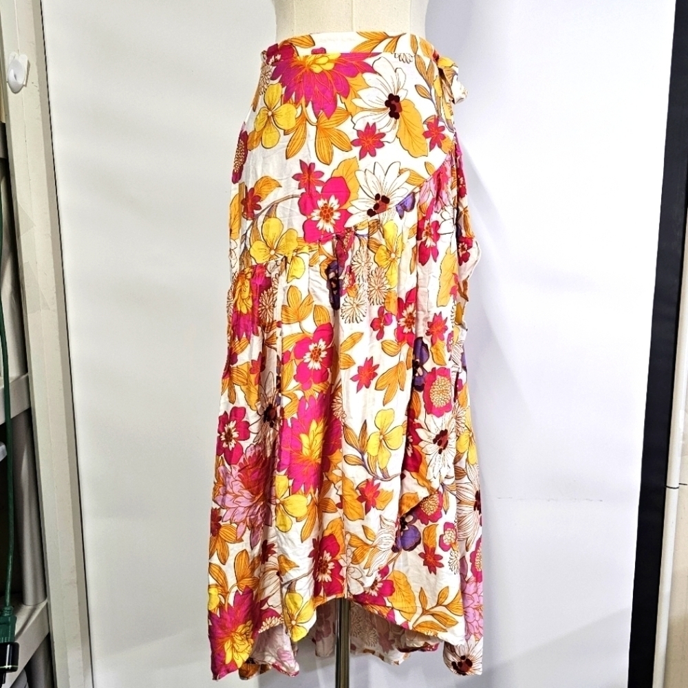 Cynthia Rowley Floral Wrap Medium Artsy Boho Hippie High-Low Hawaiian Maxi Skirt